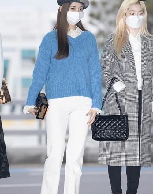  『气质』春天如何穿出元气？碎花依旧经典时髦，穿出春天最美气质