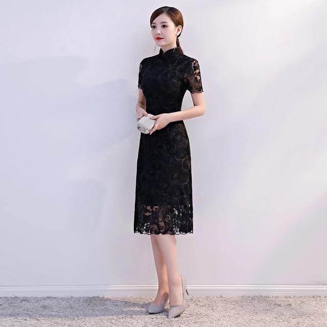 一点儿小不同，时尚中长旗袍让你美的不可方物！