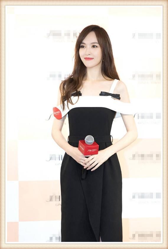 本以为穿吊带裙的唐嫣够美的了，可看见张俪才知道什么叫惊艳！