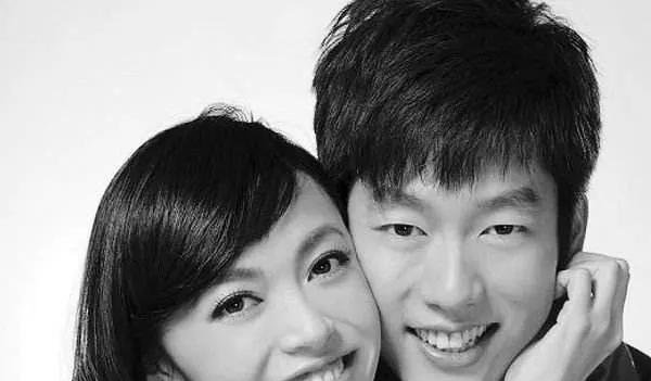 姚晨发文唐一菲