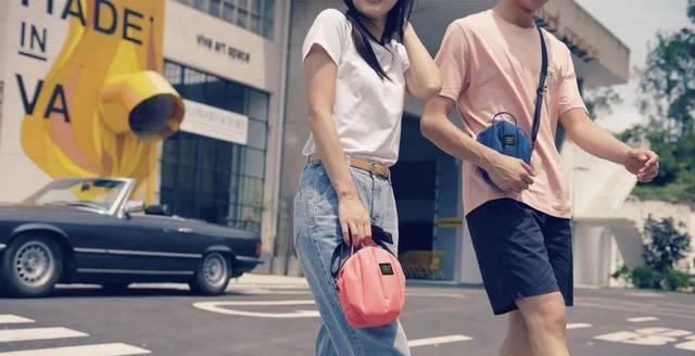 『设计』穿搭太沉闷?这只有趣独特的百元级包包,点亮你的造型