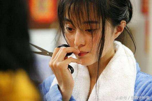 范冰冰凉凉了?一个月不敢发声,多数作品与广告被叫停!