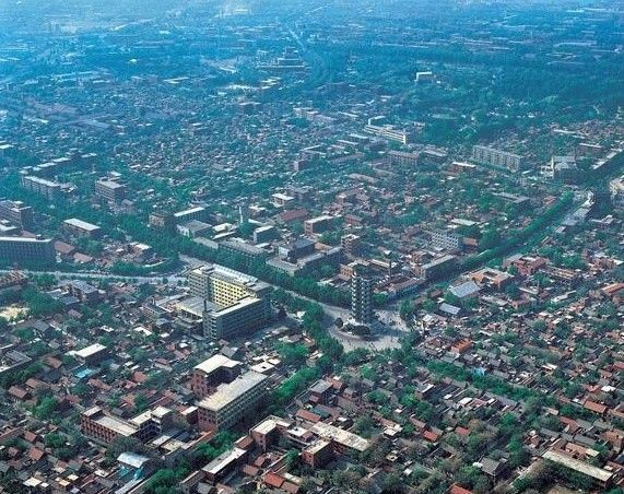 一组拍摄于40年前的中国城市航拍，来看看是否有你的家乡?