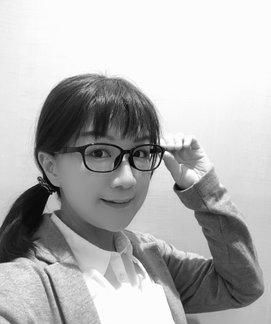  『家庭主妇』更年期PK青春期！45岁老阿姨成功打入女团圈，家庭主妇变豪华锦鲤