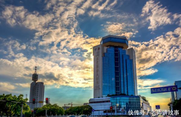  [经济]广东的这两个街道一个经济超400亿，一个经济超300亿