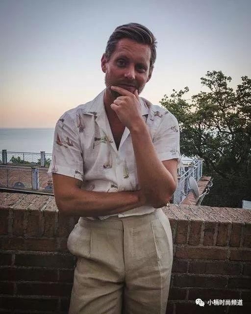 夏季必备运用古巴衬衫的穿搭提案，让你的脖子看起来更修长