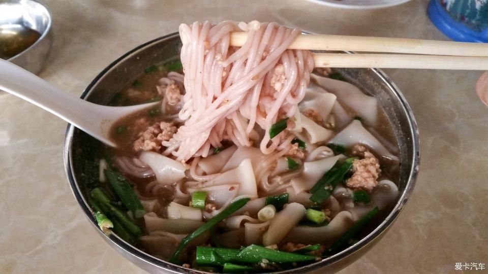  西双版纳@绿水青山就是金山银山，去西双版纳过泼水节！