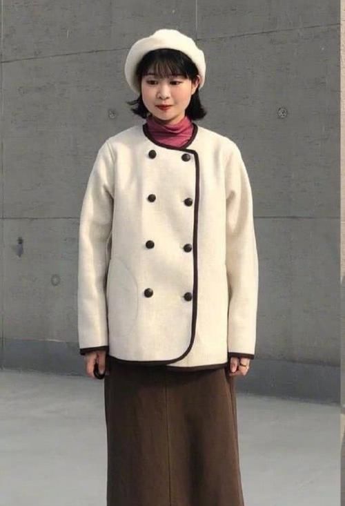  『会给人一』短发的小个子女孩看过来，2020要这样穿才够时髦，简单好模仿