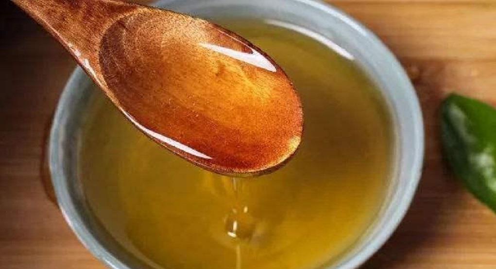  [脸部]生姜加“它”涂抹脸部，一个月淡化色斑又嫩肤，皮肤变得白皙光滑