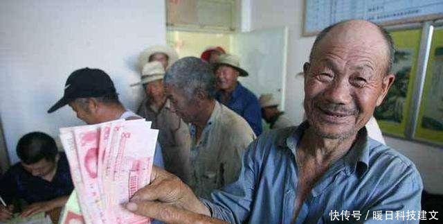  [低保户]严查农村“伪低保”，村干部新任务，农民家有5样，资格