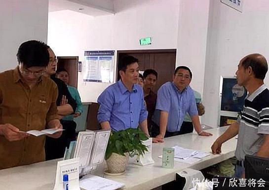 农民工月入8000说买不起房，公务员工资4000房子轻松买，原因现实