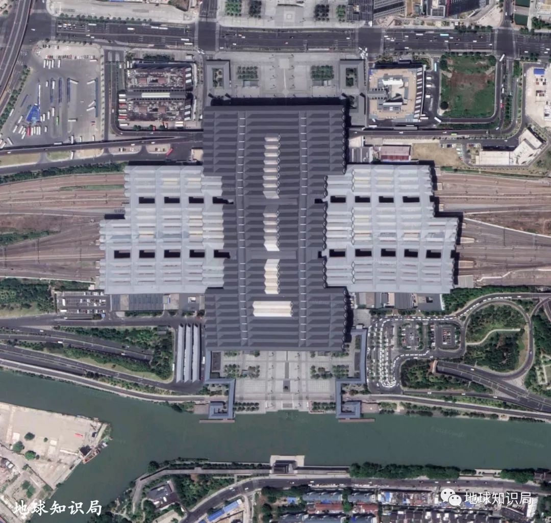 中国这些火车站为什么永远这么挤？