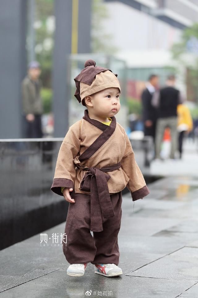 成都@成都街拍:古装与二次元大比拼!