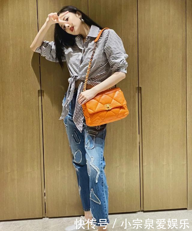  『感觉』娜扎新宠之橙色香奈儿19：满满夏日活力，谁说大包只能秋冬背！