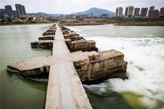  「修建」福建也有“都江堰”千年不毁，长110米高7.25米，至今仍有作用