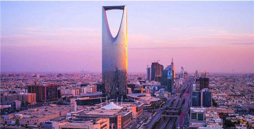 海水取之不尽,那用它来灌溉沙漠会怎样?沙特带来的教训值得深思