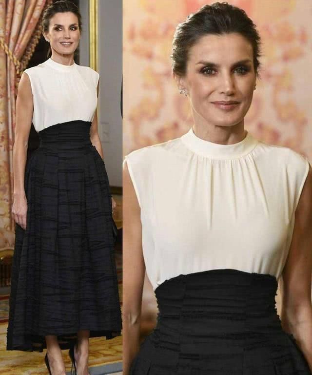  『白色长袖衬』春季来袭换新装，跟西班牙王后学衬衫经典穿搭，时尚触手可及
