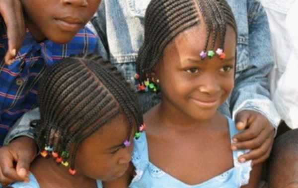 非洲人的发型真是千奇百怪