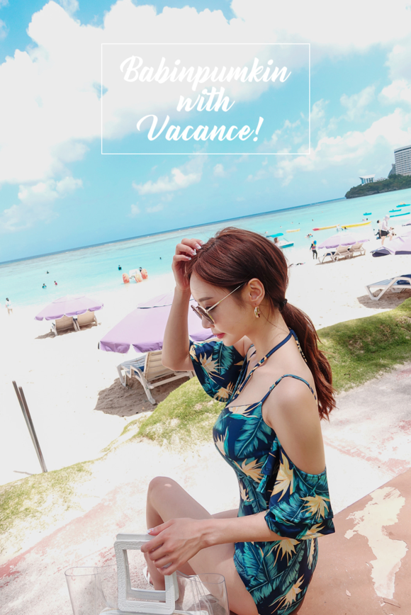 女神孙允珠，枯藤蓝叶梦幻夏威夷绑带泳装