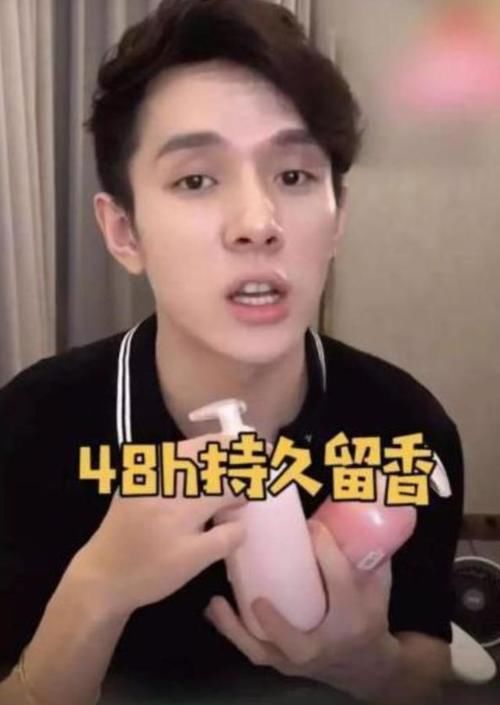  头发■头发打湿后，直接就用洗发水？我经常做错，难怪头发油得快掉得多