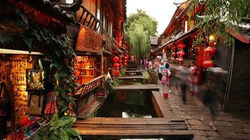 中国必去的九大漂亮小镇，我只去过那个最美的地方，你去过几个？