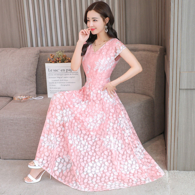 三伏天，超短裤扔了吧!刚上架的冷风裙，超显高贵性感