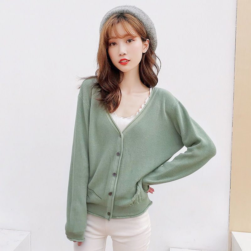 被姐姐身上的“秋装”，一眼吸引，原来今秋流行这么穿，太美嫩了