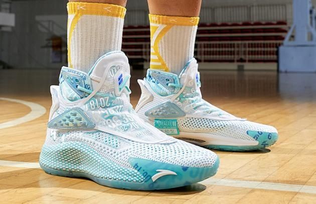  球鞋|汤神新战靴曝光！安踏出乎意料又意料之中，难怪阿迪都望其项背