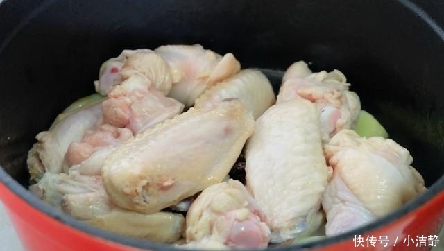  「鸡翅根」这道菜每周都要做一次, 简单好做又美味, 孩子们特爱吃!