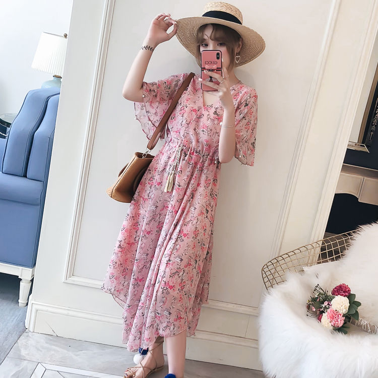 怪不得老婆不爱买打底裤，只因这“吊带裙”更漂亮，贼舒适呢