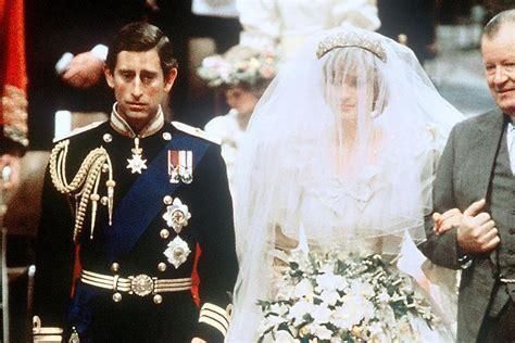 为穿婚纱苦苦减肥 戴安娜与查尔斯婚礼隐藏的秘密