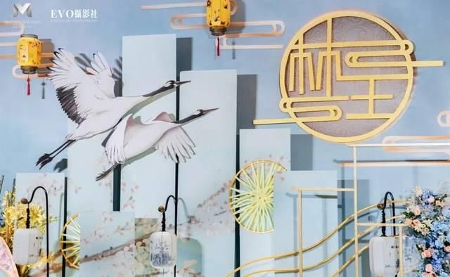  『寓意』极简主义的经典蓝白色，中式婚礼的新配色，是你的温柔给我的灵感