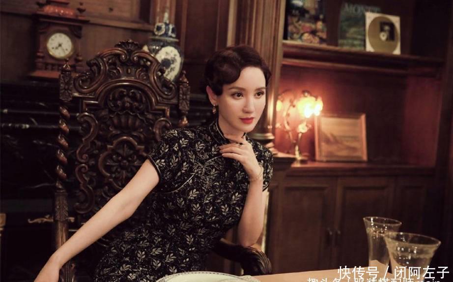  【尤物】被“张乘乘”美到了！张萌穿黑旗袍录综艺，身材婀娜美成人间尤物
