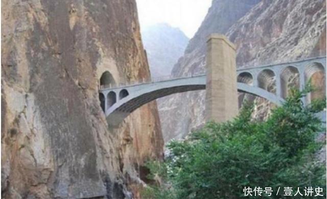 中国警戒最严的大桥，武装部队24小时全天守候，只能快速通过！