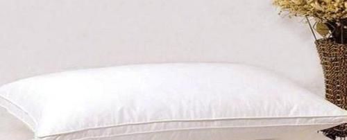  『枕套』家里的枕套没用多长时间就变油变黄，用这个方法，保证洗干净