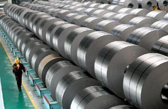 加拿大跟风对多国征钢铁关税,外媒:加拿大经济