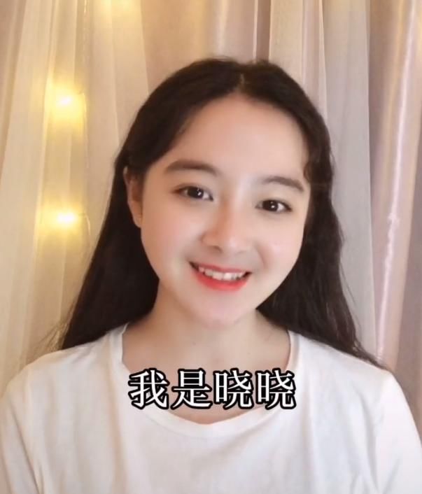  杨丽晓：27岁童星澄清富二代传言，自曝学费全靠自己挣，留学花光所有积蓄