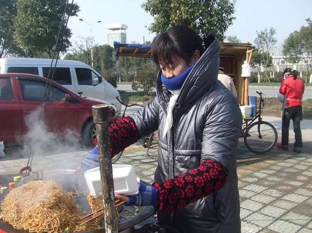  #自由#在农村，农民返城，宁可来回奔波找工作，也不愿做点小生