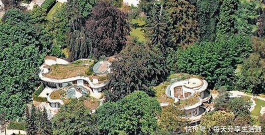 看完德国的富人区,再看中国的富人区,一个住富豪一个住土豪