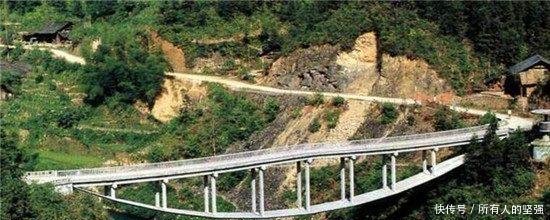 中国最怪的桥刚建成以为设计师是庸才，30年后才懂他的良苦用心