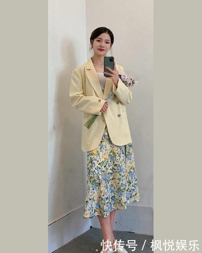  [设计]微胖女生就不要总穿牛仔裤了，试试裙装的穿搭，显瘦又时髦