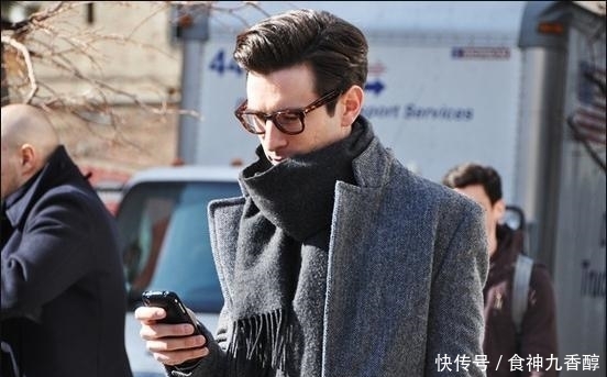  「适合休闲场」下雪了，男人们这样系围巾才够撩！