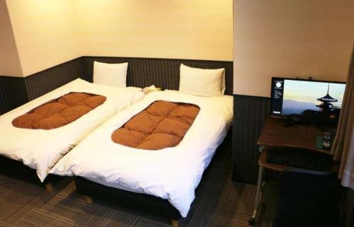 对比中日两国酒店，为何日本酒店退房时从不查房？看完涨知识了！