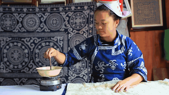 『蓝色调』不屑一顾垮脸、舍弃取悦的变坏幂,居然那么帅?