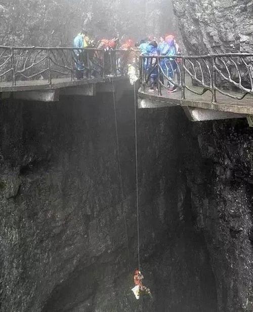 你朋友圈的照片有多美，背后的真相就有多丑陋！