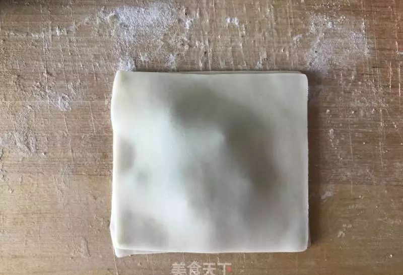  适量：馄饨皮，原来还能这么吃！做法简单又好吃，一学就会！