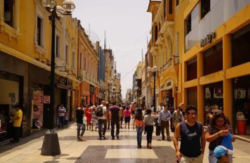  【水源】一座600年没下过雨的城市，房子不用建屋顶，却养着800