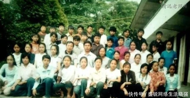  斜坡：清远连州老照片：连州中学，牛圩，青少年宫，河提公园，大斜坡