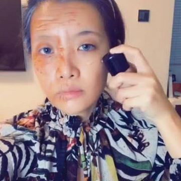 逆天整容术，女神与大妈兼存的“双面人”，网友：已为你折腰！