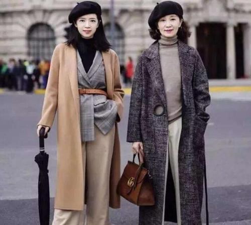  『时髦』四五十岁的女人，少穿这3种衣服，跟三木妈妈这样穿，优雅地老去